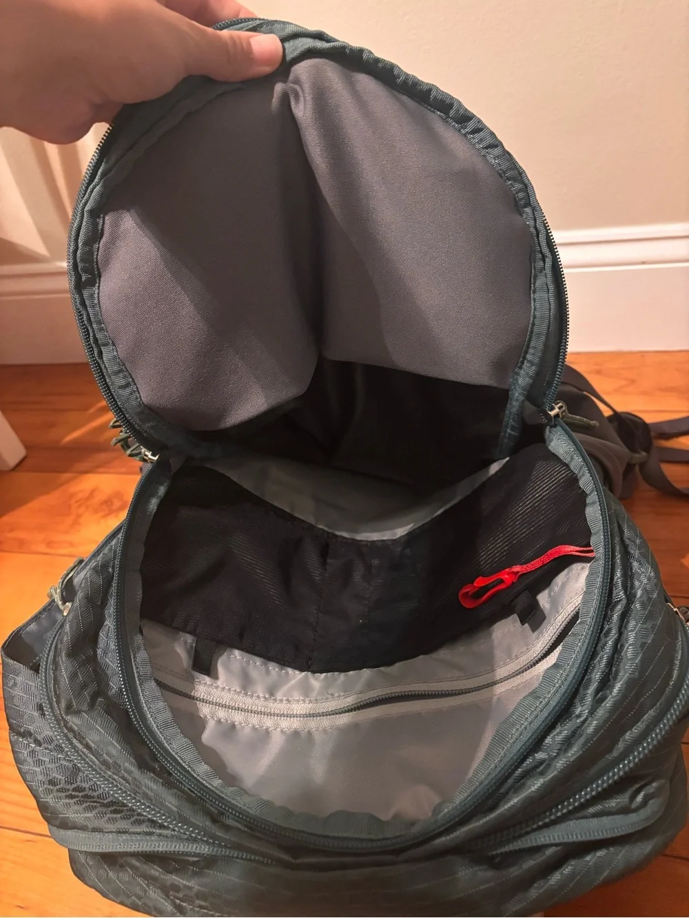 Osprey 32L Nebula Barely Used Work/School Backpack